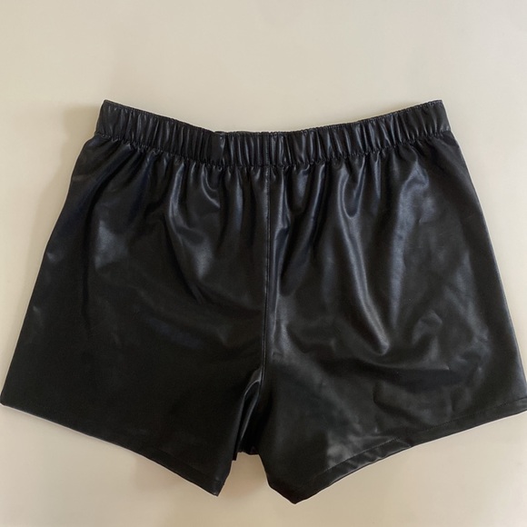 Savage X Fenty Sub Love faux leather boxers S - Picture 2 of 2